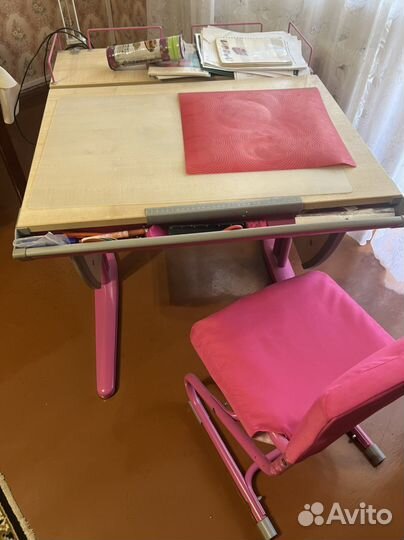 Растущая парта и стул деми