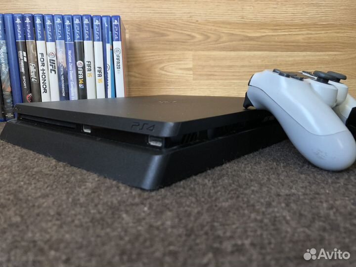 Playstation 4 slim 1tb +300 игр ps plus