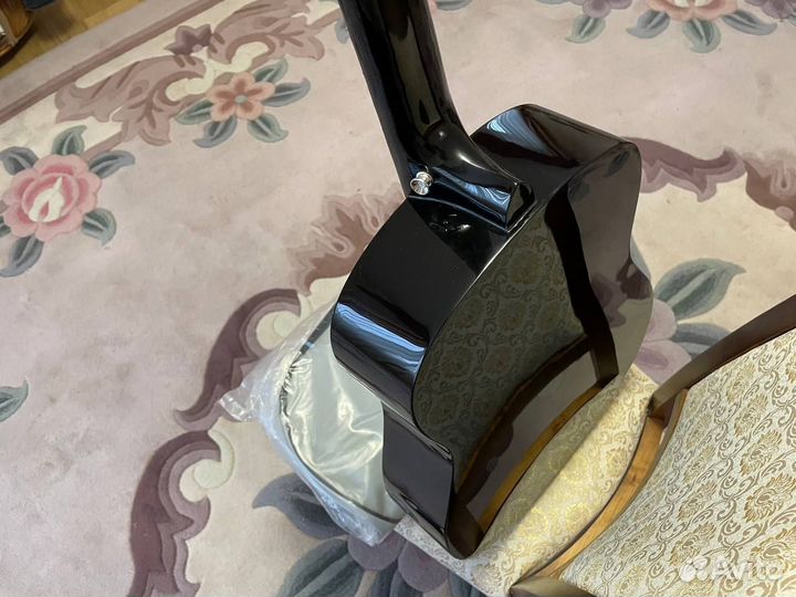 Акустическая гитара