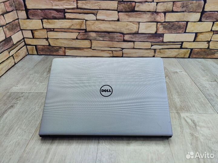 Ноутбук Dell (Intel Core i7 / 2 Gb Видеокарта )