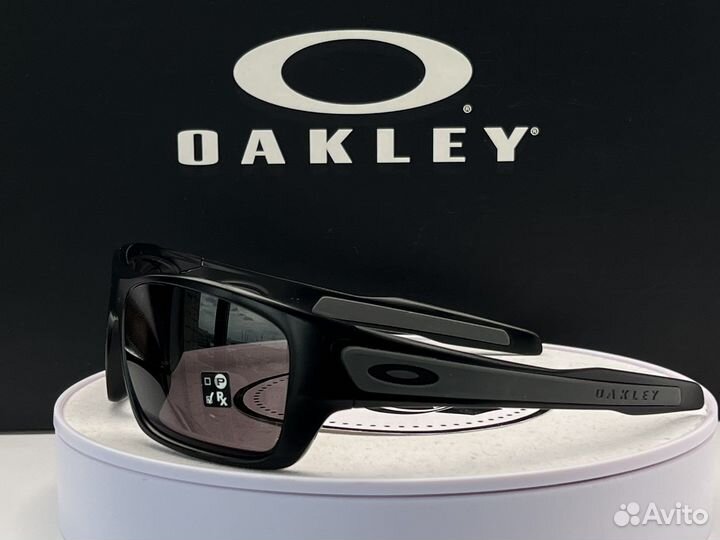 Солнцезащитные очки Oakley Turbine Warm Grey