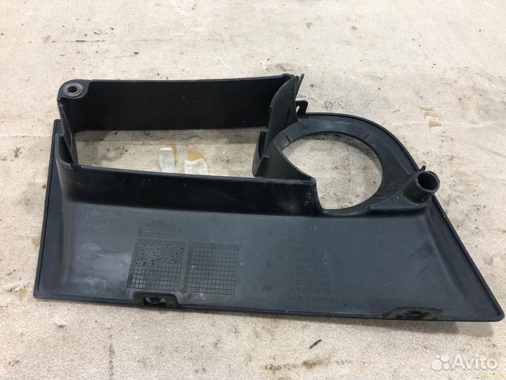 A9608853974 Рамка птф правая Mercedes MP4