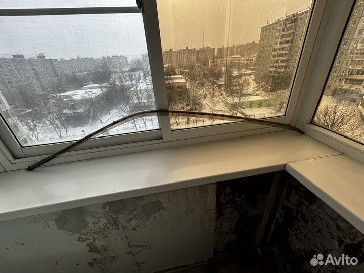 Продам ветровик toyota chaser 100