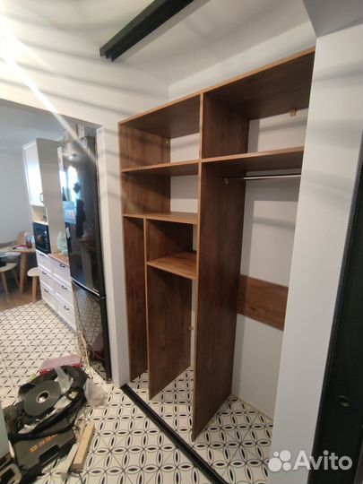 Зеркала, гардеробные, двери купе изготовление