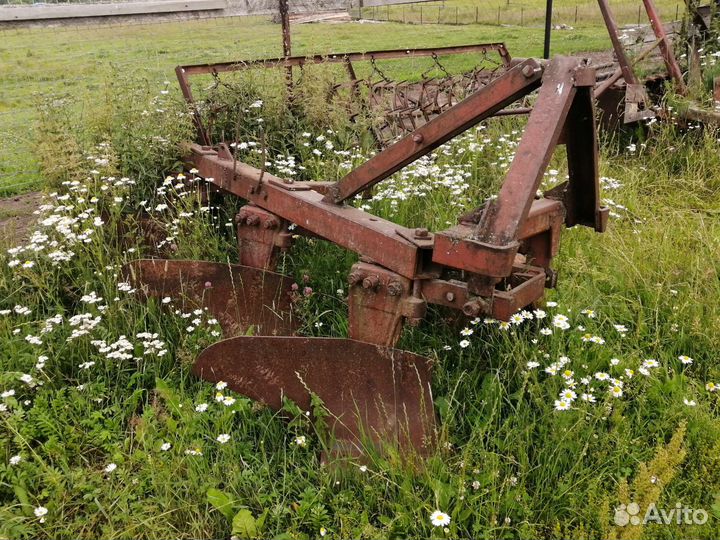 Плуг Wirax U018/3, 2000