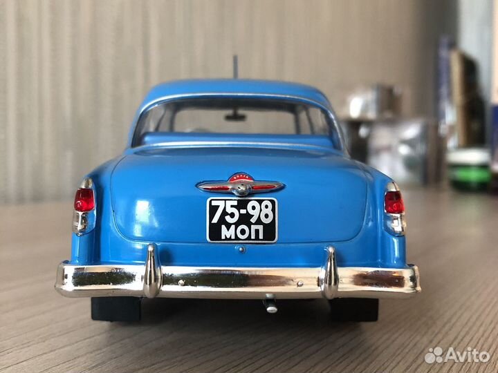 Газ-21И «Волга» (1:24)