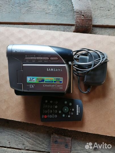 Видеокамера Samsung vp-d375wi