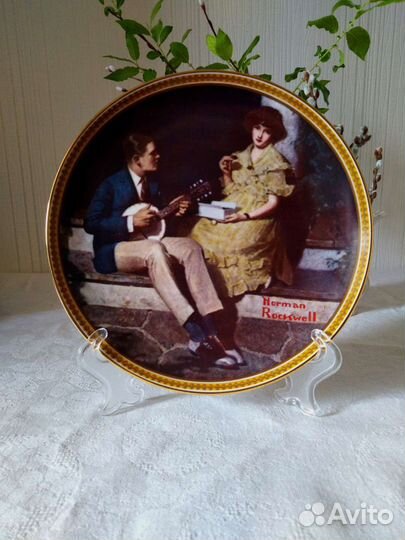 Антикварные тарелки из фарфора, Норман Роквел