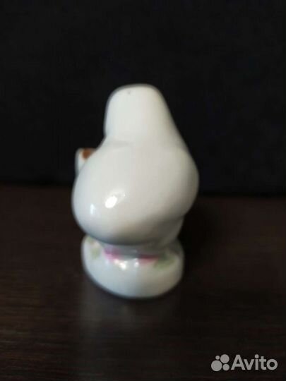 Статуэтка / Подставка под яйцо / Цыпленок Дулево