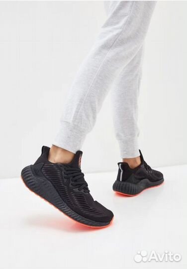 Кроссовки Adidas alphaboost