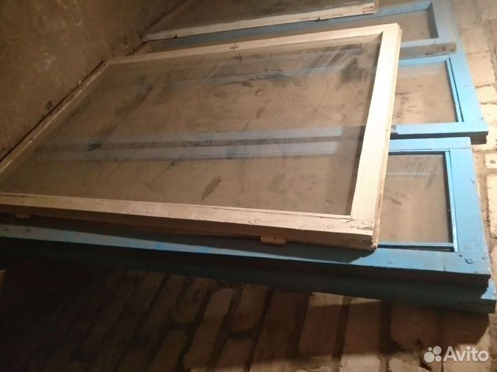 Продам балконные рамы