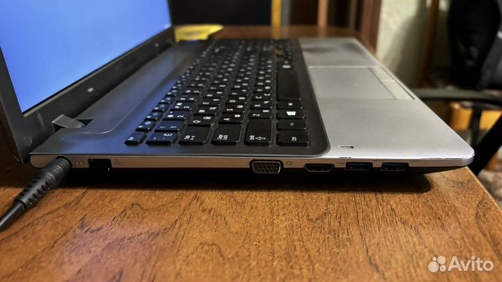 Ноутбук Samsung