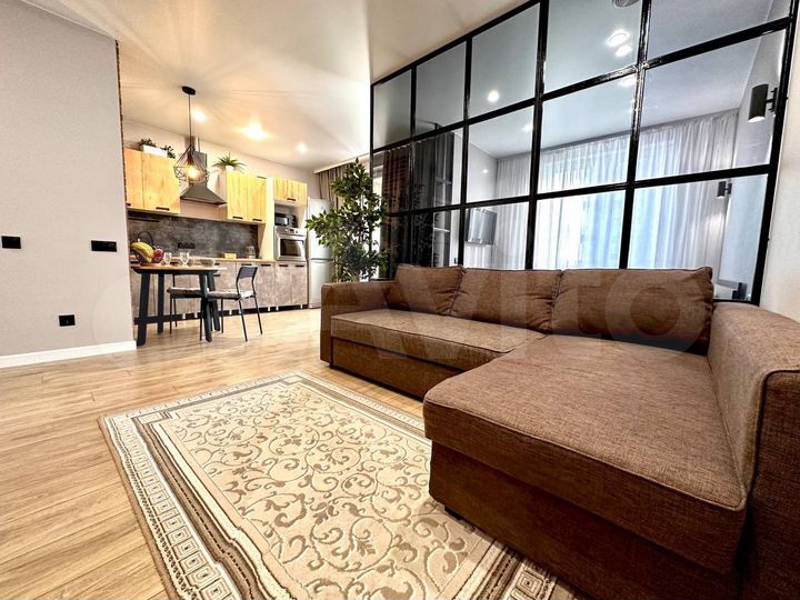 Квартира-студия, 40 м², 10/19 эт.