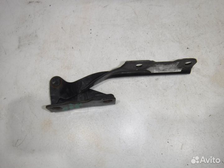 Петля капота левая Lancer 9