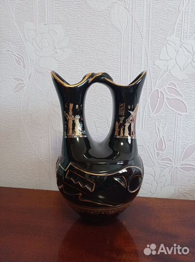 Ваза с двумя горлышками