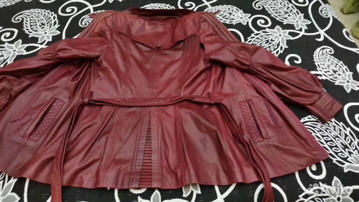 Куртка кожаная женская 48 размер