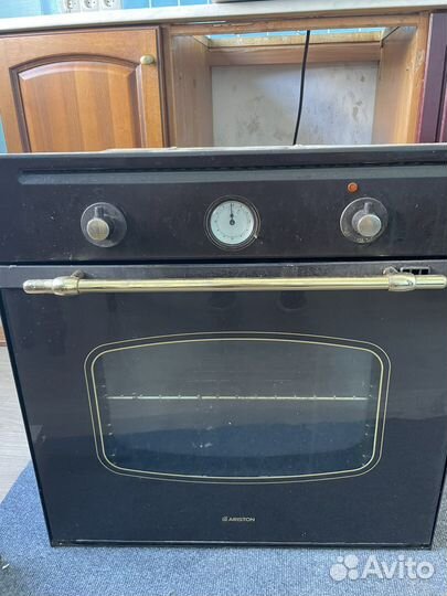 Духовой шкаф Ariston