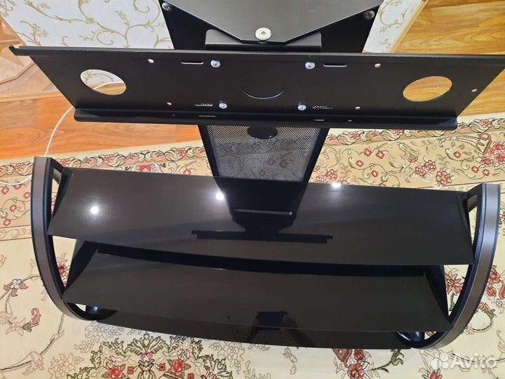 Подставка для тв с кронштейном