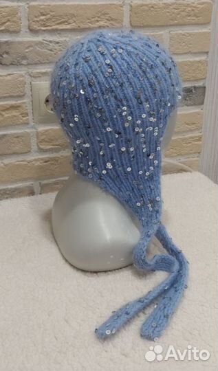 Шапка -шлем с пайетками варежки с пайетками