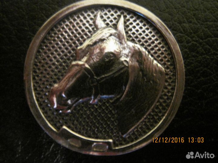 Монета на удачу год лошади серебро диам.24мм