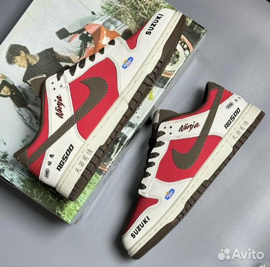 Кроссовки Nike