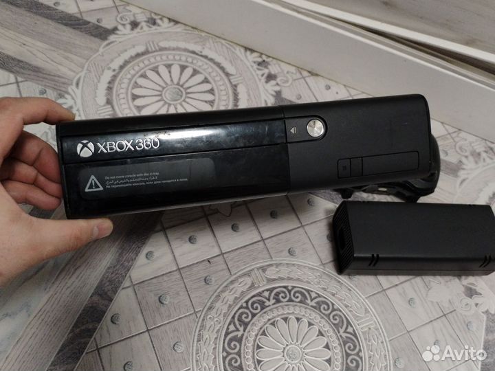 Xbox 360e без блока питания