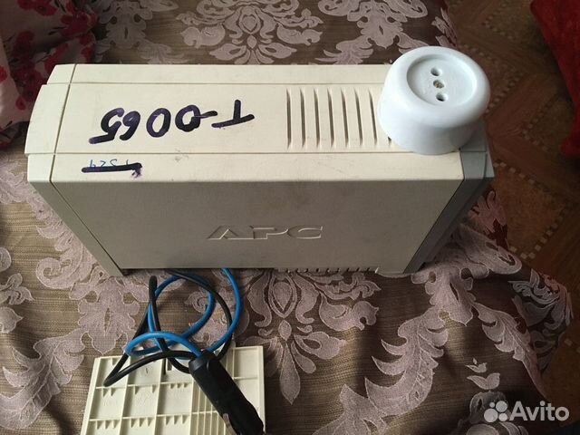 2 в одном Инвертор (12в-220в) (max 500 ва) и зар