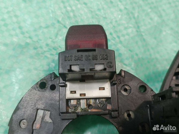 Переключатель поворотов Volkswagen Passat B3 седан