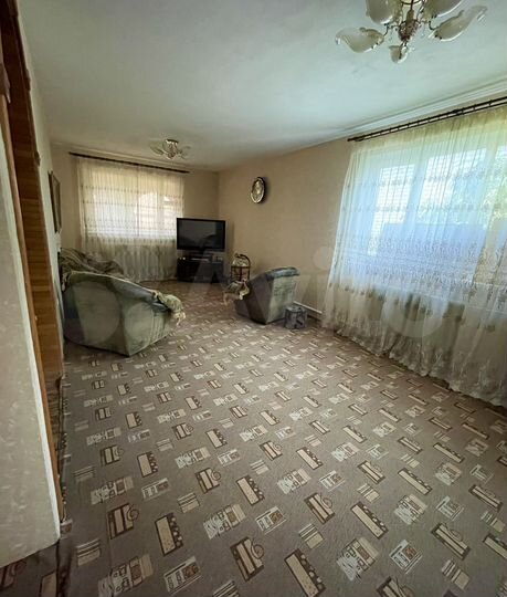 Дом 400 м² на участке 5,5 сот.