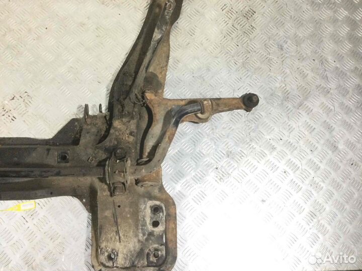 Балка подвески передняя (подрамник) Citroen Evasio