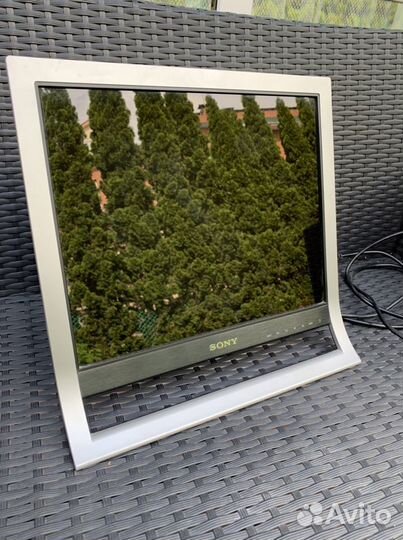 Монитор sony