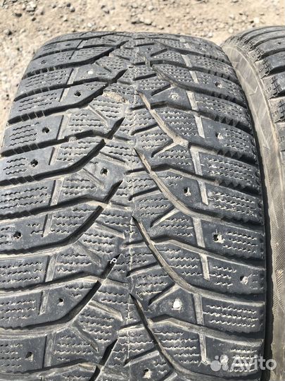 Bridgestone Blizzak Spike-02 245/40 R18 97T
