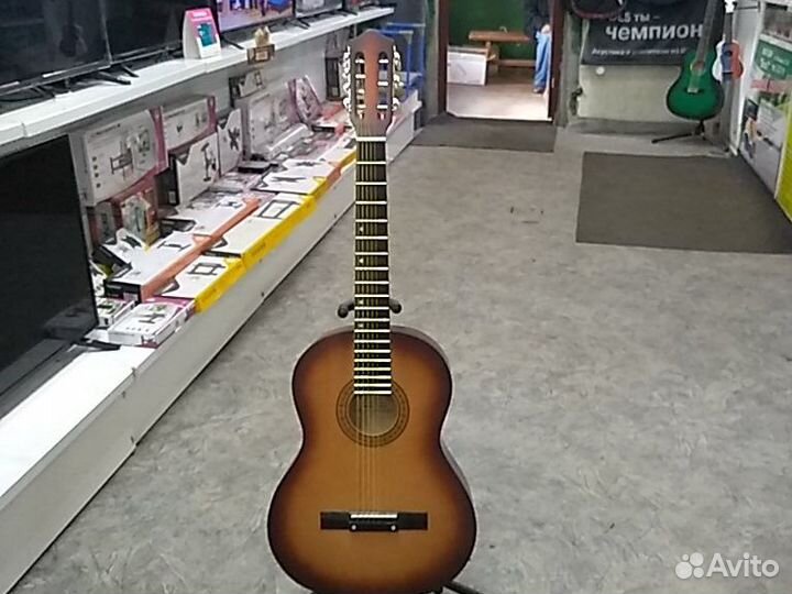 7-ми струнная гитара