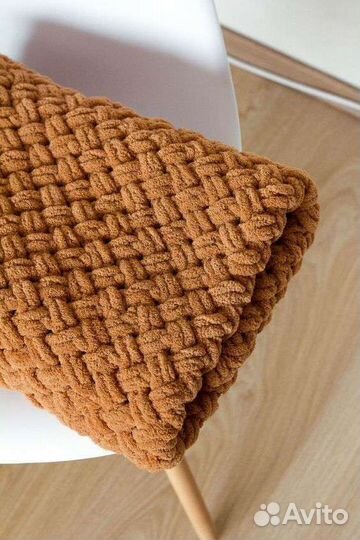 Плед плюшевый, мягкий из пряжи alize puffy