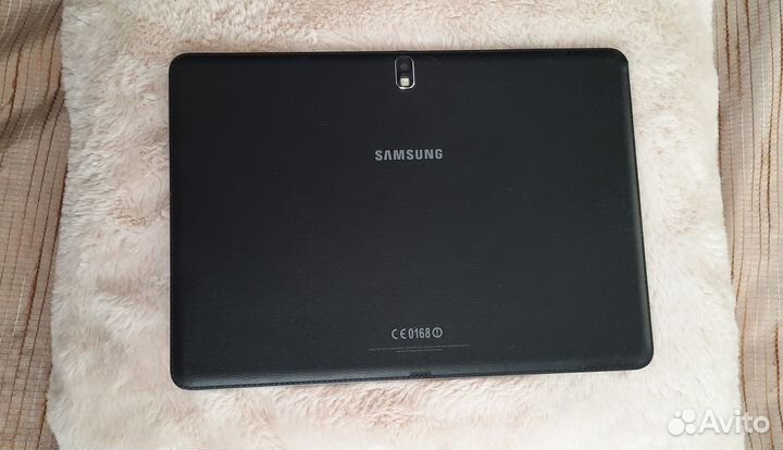 Планшет Samsung Galaxy Tab Pro 10.1 SM-T525