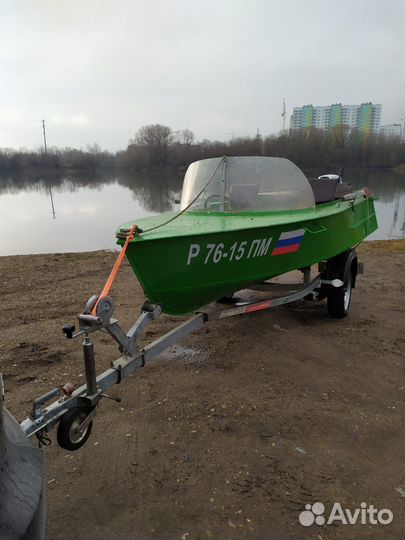 Лодка Мкм 15л.с. 4т с документами права не нужны