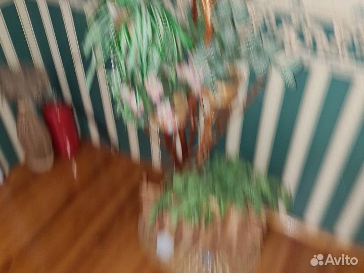 Панно подставка для цветов