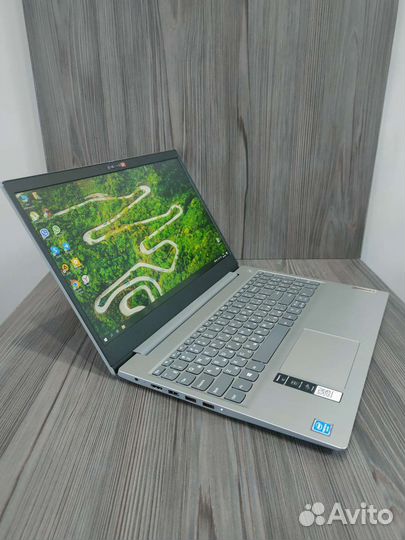 Ноутбук lenovo N5030/8gb/256gb новый