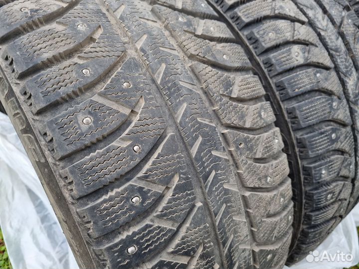 Bridgestone Ice Cruiser 7000 245/45 R18 96T