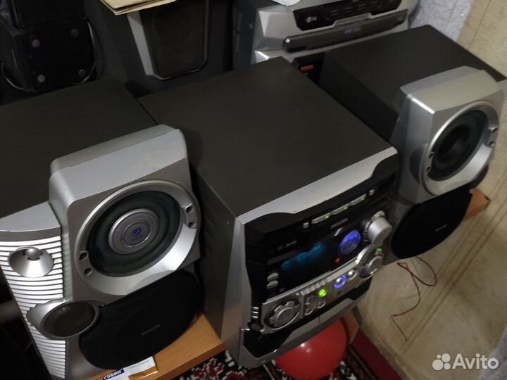 Музыкальный центр philips C 700