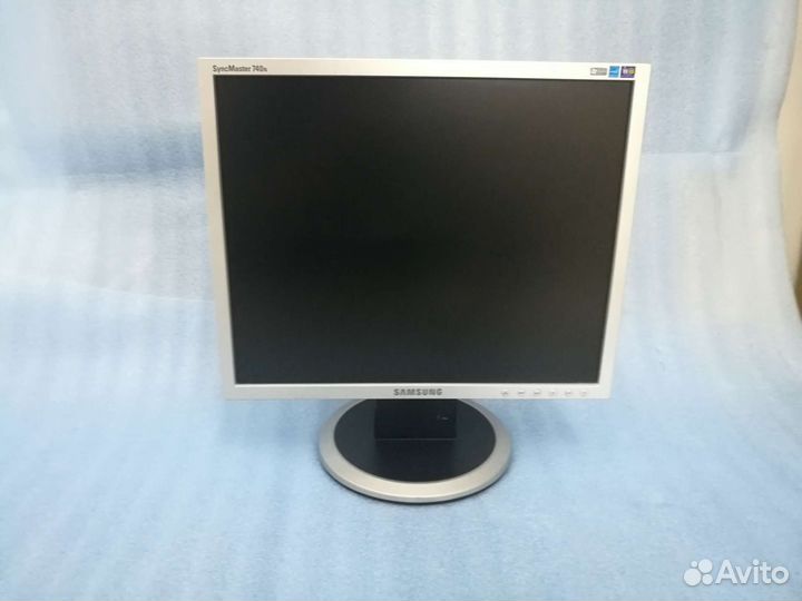 Монитор. С гарантией 3 месяца