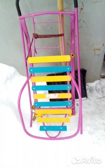 Новые детские санки с высоким поручнем