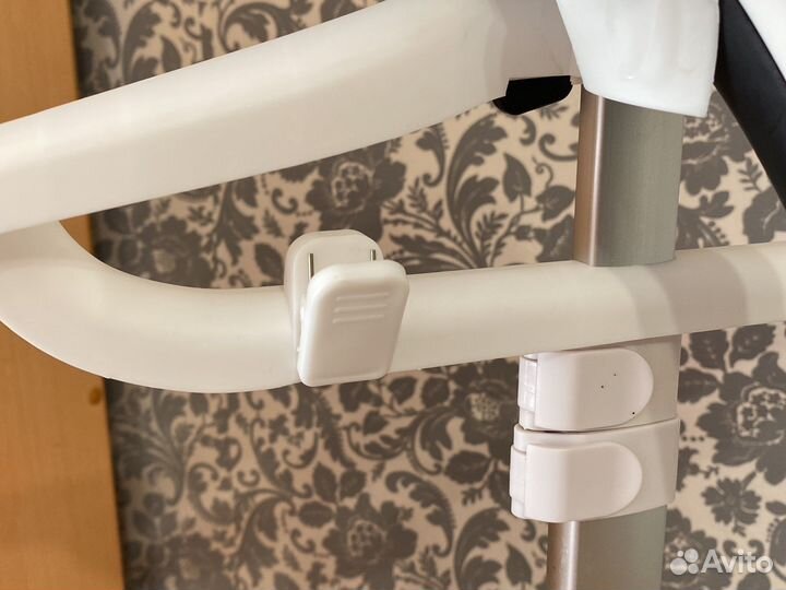 Отпариватель для одежды