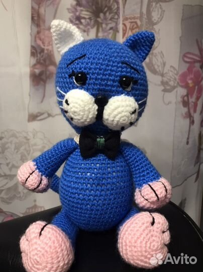 Кот Тишка вязанный