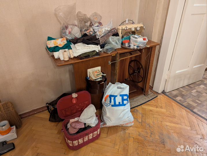 Швейная машина Kohler Zick-Zack + расходники