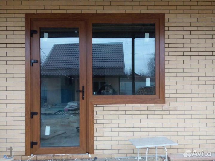 Пластиковые двери