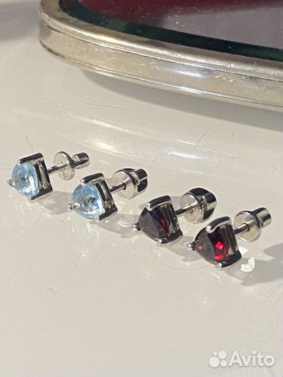 Пусеты-серьги серебро с гранатом и топазом