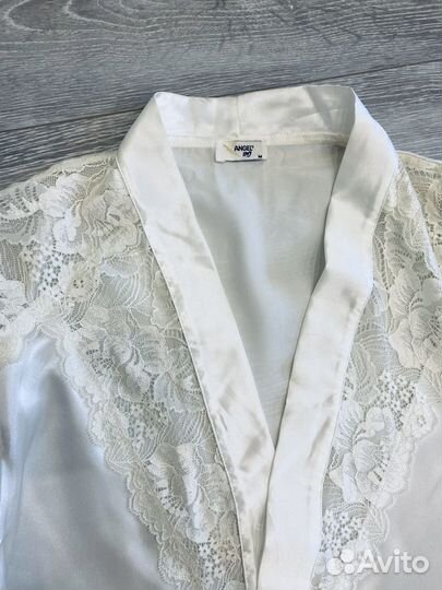 Халат женский шелковый с кружевом