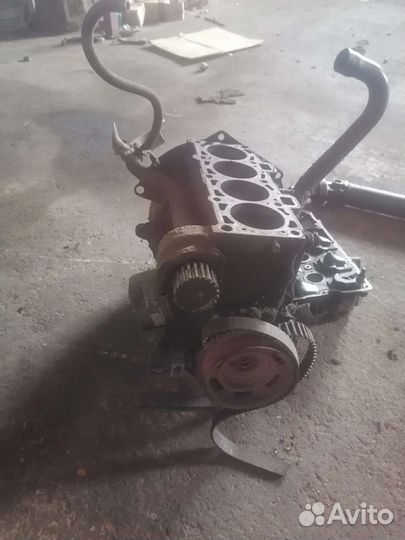 Двигатель 21120