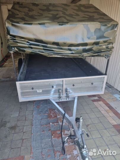 Прицеп на легковой автомобиль